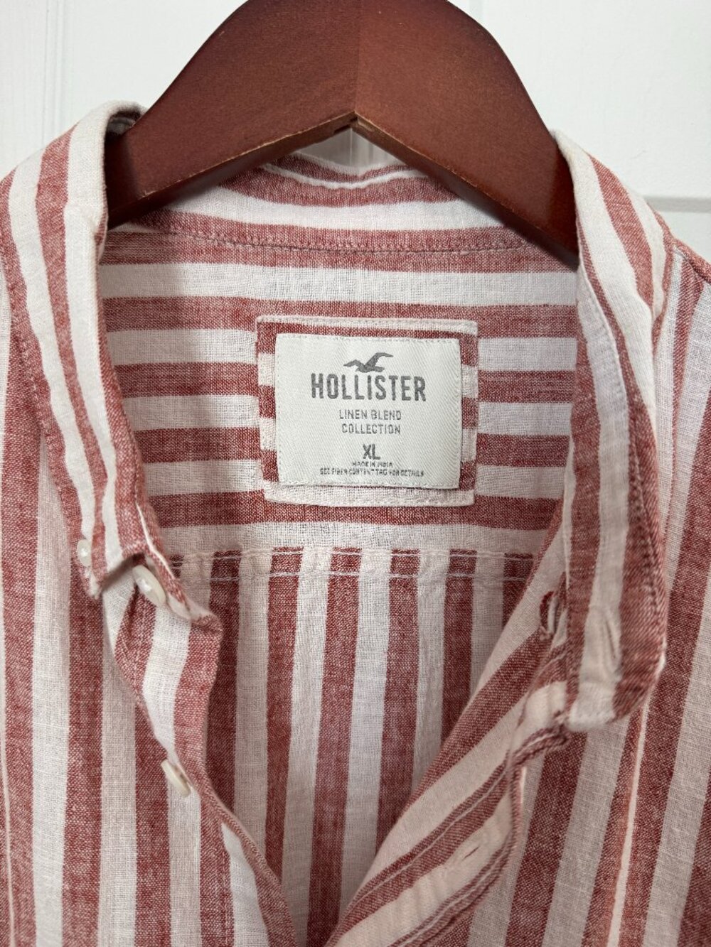 Hollister Mens Linen Blend Shirt XL Red White Button Down Long Sleeve Casual